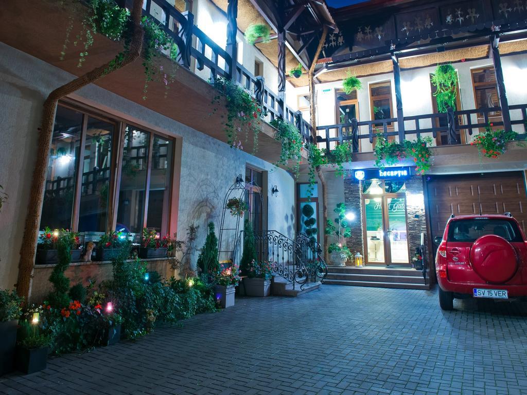 Hotel Galany Rădăuţi المظهر الخارجي الصورة