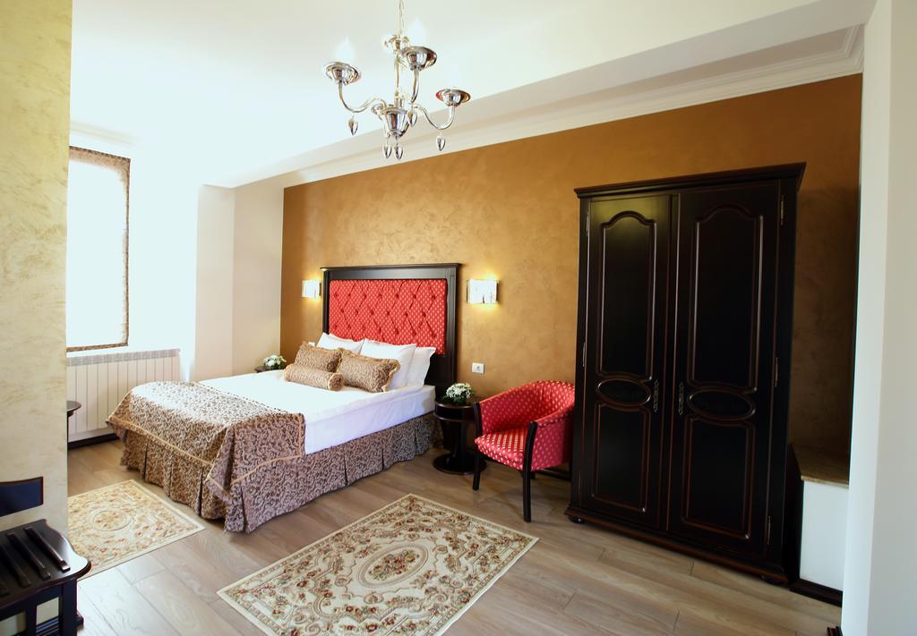 Hotel Galany Rădăuţi المظهر الخارجي الصورة