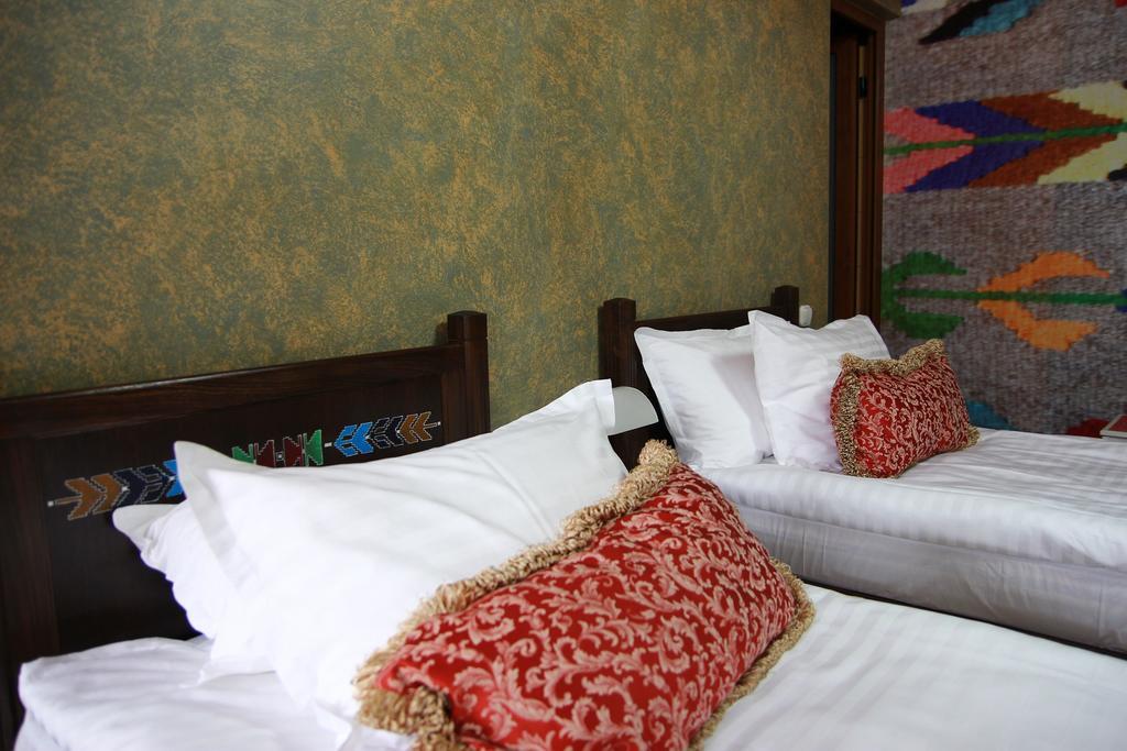Hotel Galany Rădăuţi المظهر الخارجي الصورة
